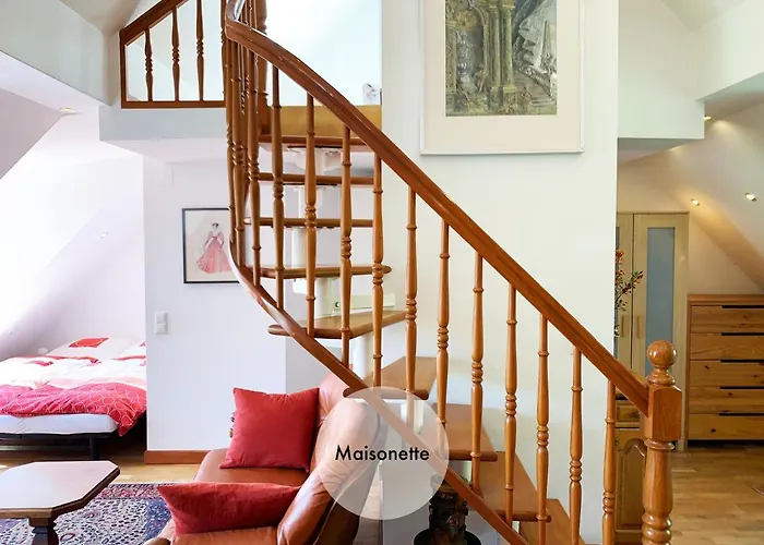 Quiet In Tempelhof *