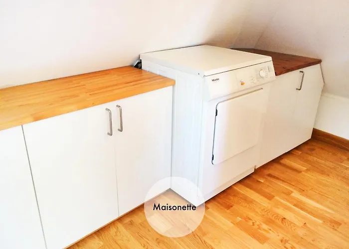 Quiet In Tempelhof *