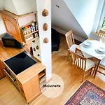 Quiet In Tempelhof ベルリン