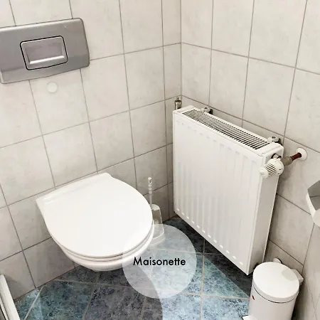 Quiet In Tempelhof Appartamento