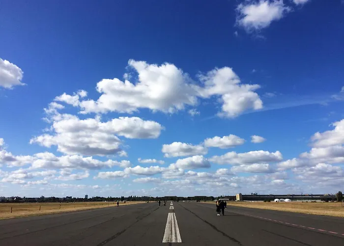 Quiet In Tempelhof